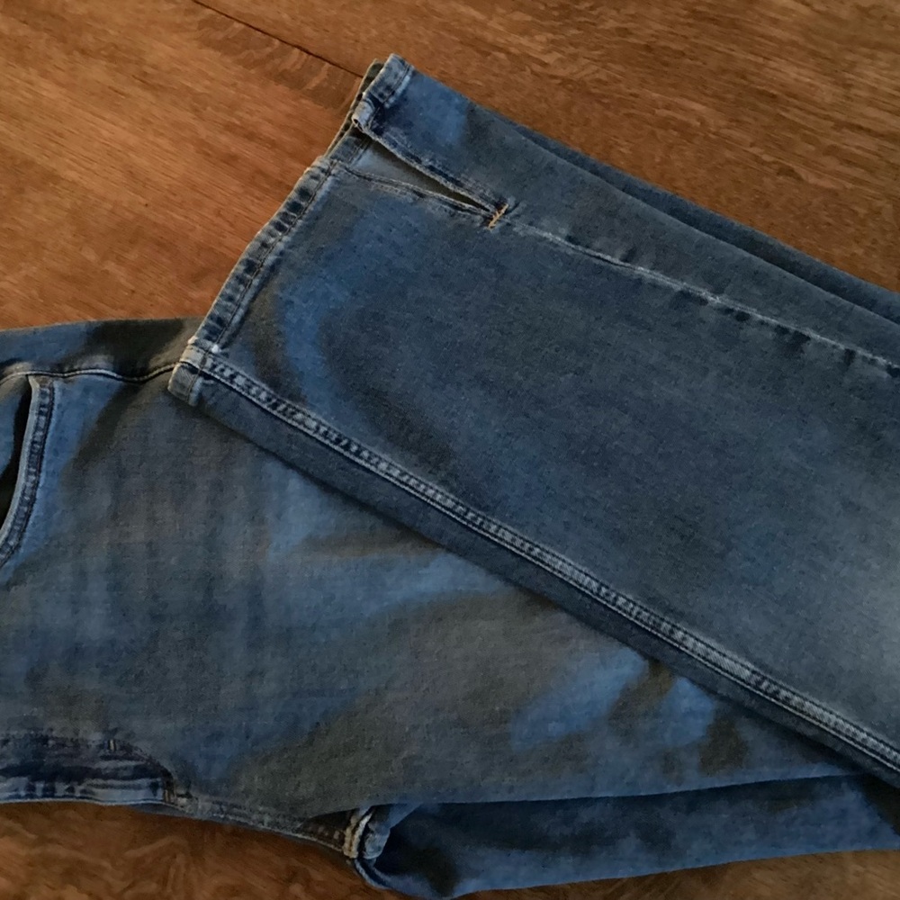 Lee Women's Blue Flare Jeans - Fun detail at the hem!